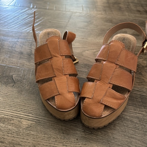 LAST CALL! Kelsi dagger fisherman platform - Picture 2 of 4